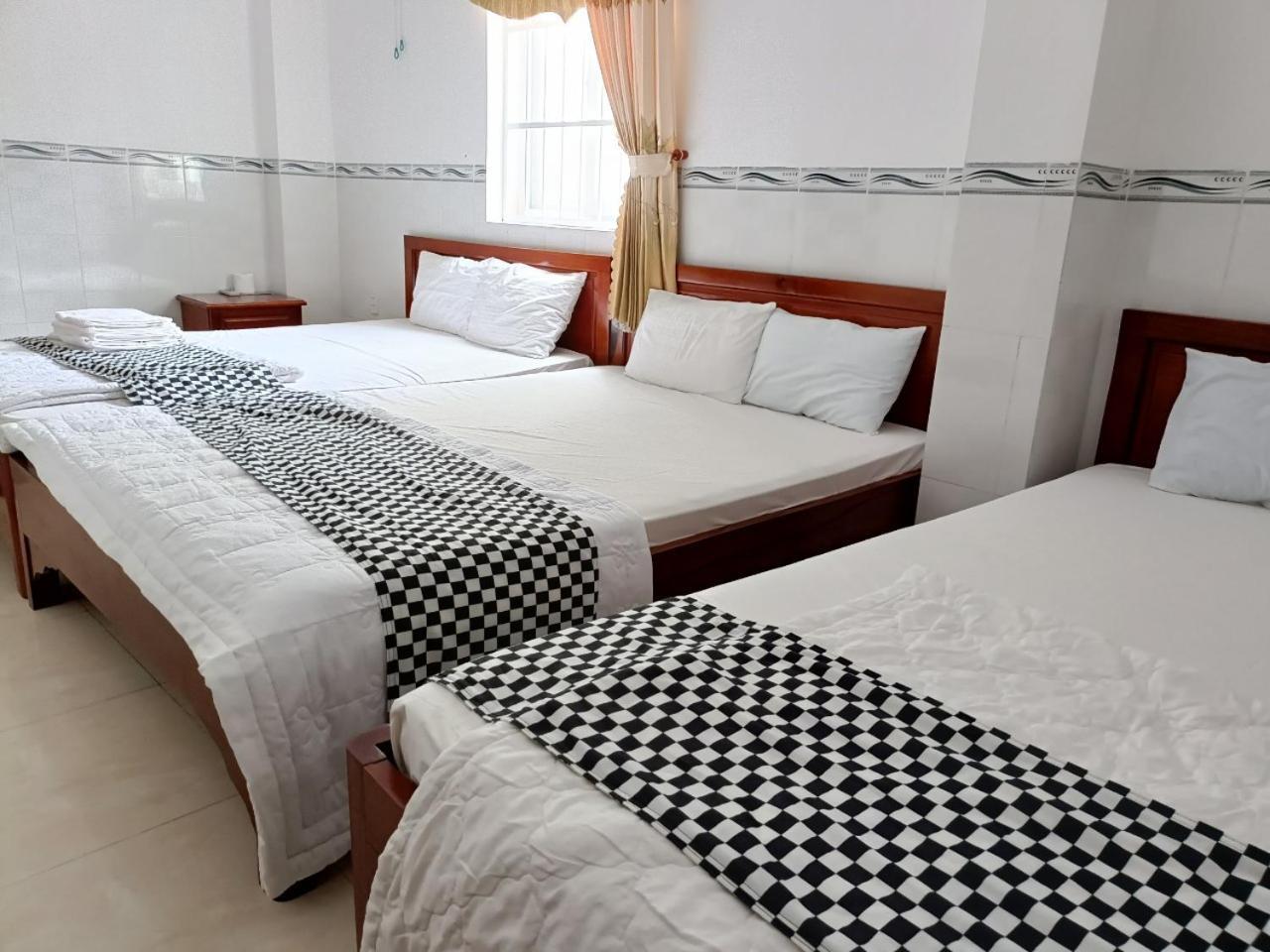 Anh Tan Hotel Вунг Тау Екстериор снимка